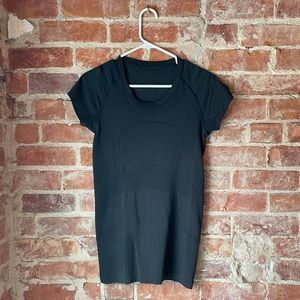 Lululemon Swiftly Tech Short Sleeve - Black/8